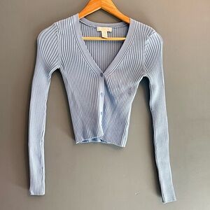 H&M Blue Ribbed Fitted Cropped Button Down V Neck Cardigan